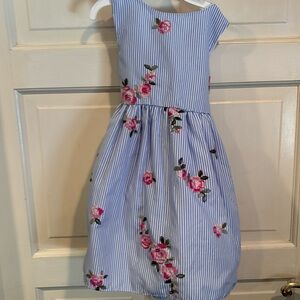 NWOT beautiful dress with attached slip